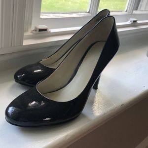 Black patent Nine West heels